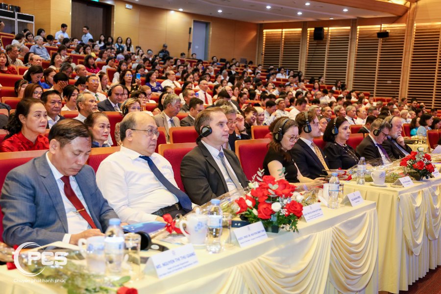 Conference delegates from Vietnam and Central/Eastern European countries