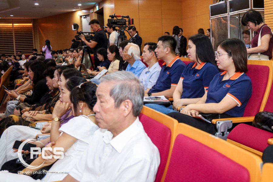 Representatives of PCS Logistics at the 75th anniversary conference