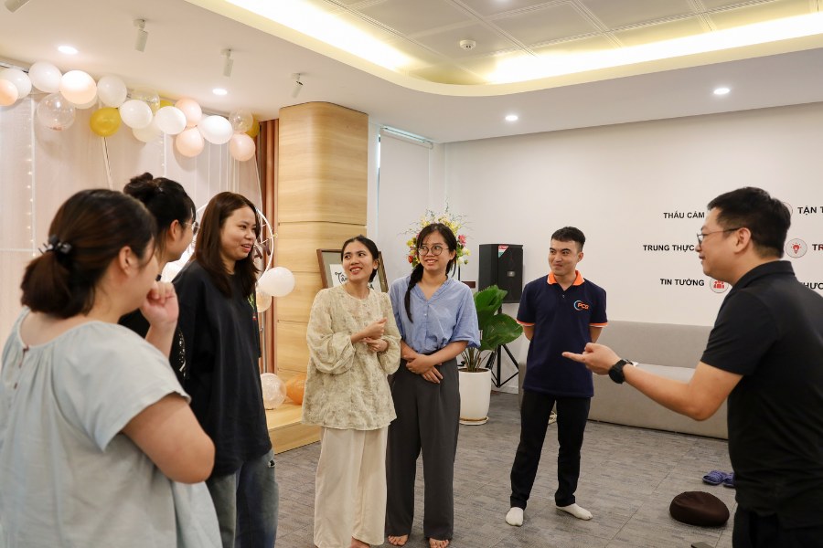 Vui chơi mini game chúc mừng sinh nhật tại PCS Logistics Vui chơi mini game chúc mừng sinh nhật tại PCS Logistics