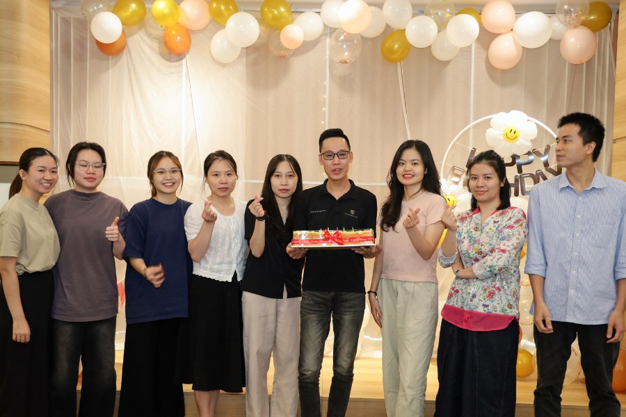PCS Logistics tổ chức sinh nhật cho các thành viên tháng 7 PCS Logistics tổ chức sinh nhật cho các thành viên tháng 7