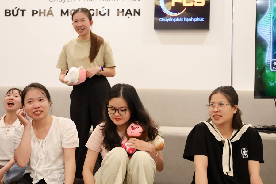 Mini game kết nối y&ecirc;u thương , gặt bỏ muộn phiền tại PCS