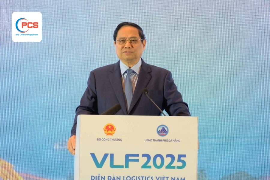 Thủ tướng Phạm Minh Ch&iacute;nh ph&aacute;t biểu tại diễn đ&agrave;n Logistics Việt Nam 2025