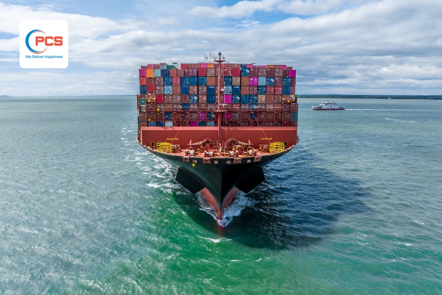 vận chuyển h&agrave;ng h&oacute;a đường biển giữ vai tr&ograve; huyết mạch trong việc cung ứng nguy&ecirc;n nhi&ecirc;n liệu cho sản xuất c&ocirc;ng nghiệp