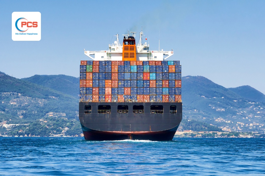 Hành trình vận chuyển đường biển có thể kéo dài từ 2 tuần đến một tháng Hành trình vận chuyển đường biển có thể kéo dài từ 2 tuần đến một tháng