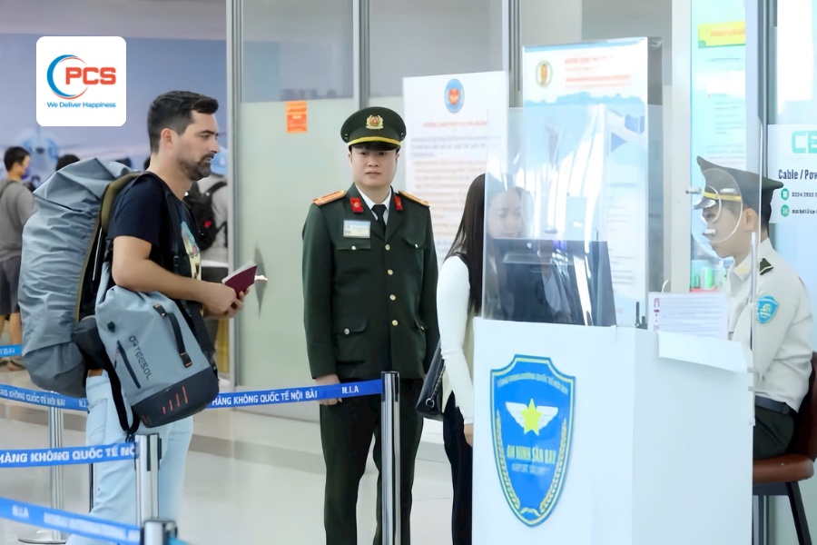 H&agrave;ng h&oacute;a sẽ được kiểm so&aacute;t an ninh nghi&ecirc;m ngặt trước khi vận chuyển