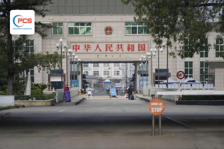 Th&ocirc;ng quan h&agrave;ng h&oacute;a v&agrave; vận chuyển sang bi&ecirc;n giới nước bạn l&agrave; bước cuối c&ugrave;ng trong quy tr&igrave;nh xuất khẩu h&agrave;ng h&oacute;a