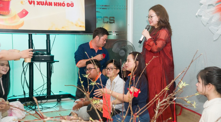 Hai miền với hai sắc th&aacute;i kh&aacute;c nhau, nhưng c&ugrave;ng chung một tinh thần.