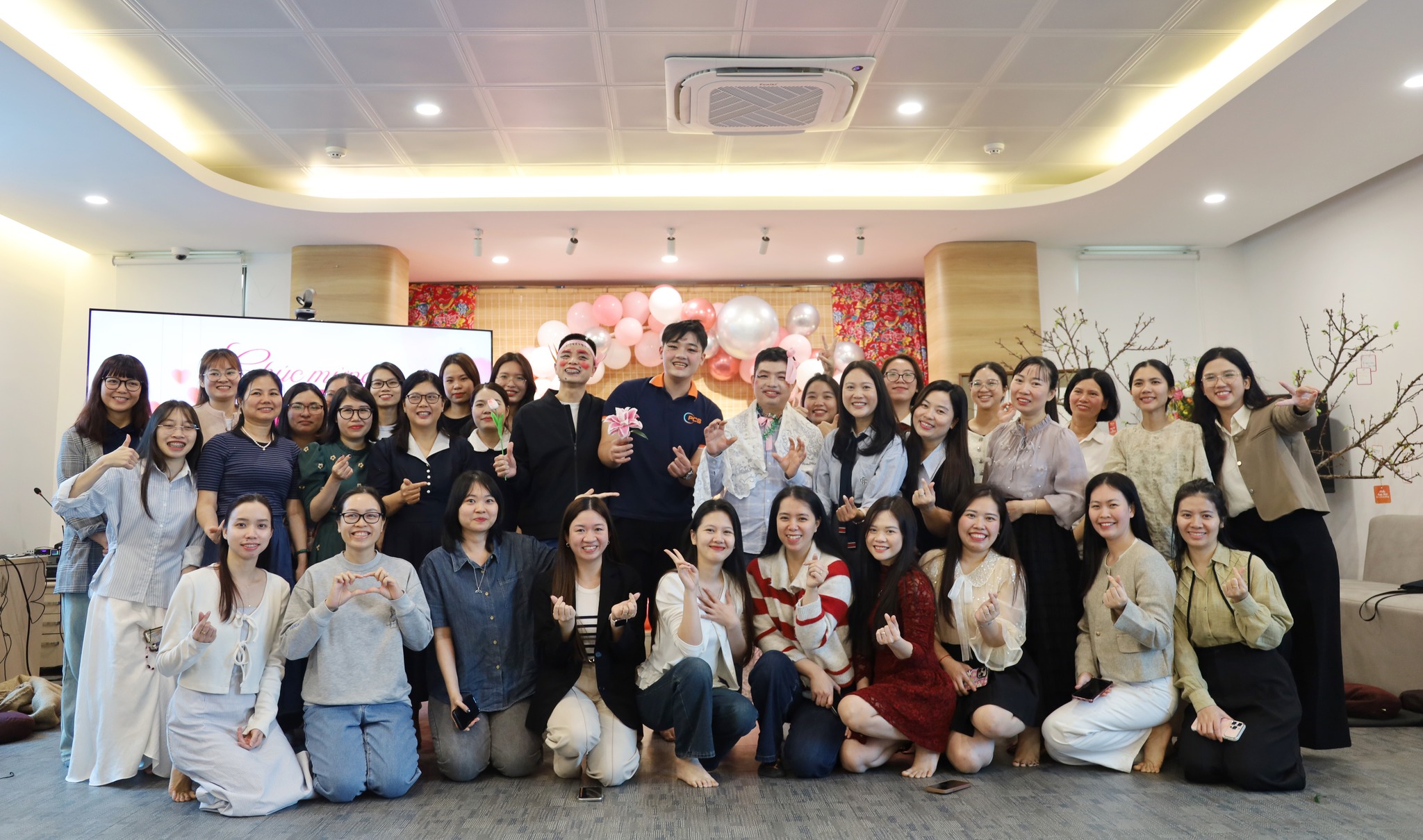 Ch&uacute;c mừng ng&agrave;y Quốc tế phụ nữ tại PCS Logistics