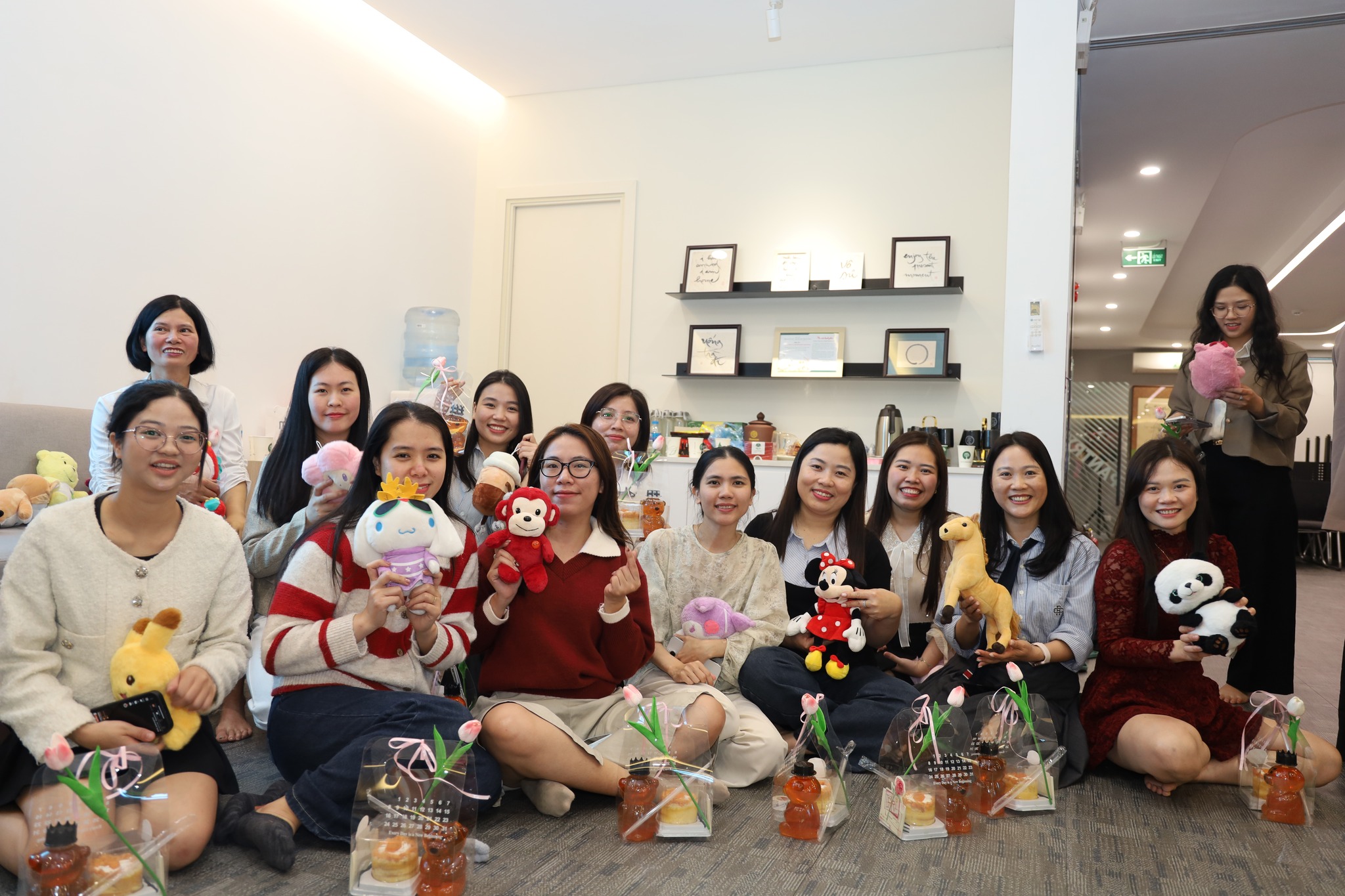 Ch&uacute;c mừng ng&agrave;y Quốc tế phụ nữ tại PCS Logistics