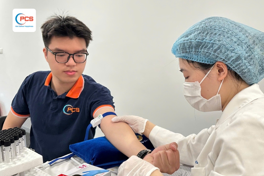 C&aacute;c danh mục kiểm tra được thực hiện theo quy tr&igrave;nh b&agrave;i bản với sự hỗ trợ từ đội ngũ y tế.&nbsp;