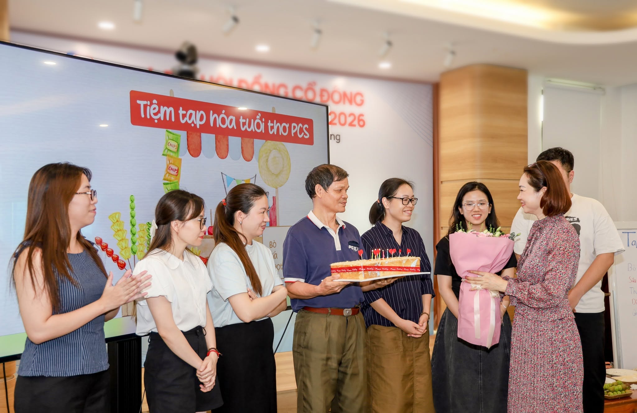 PCS đưa tuổi thơ trở lại trong tiệc sinh nhật Quý II
